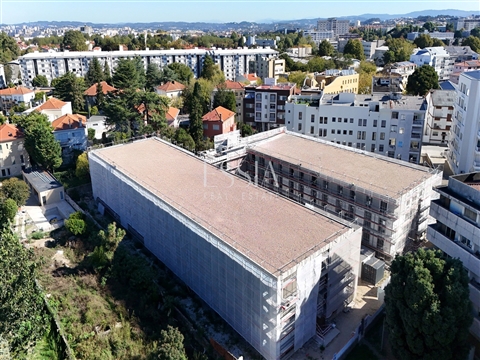 House Factory Smart Apartments